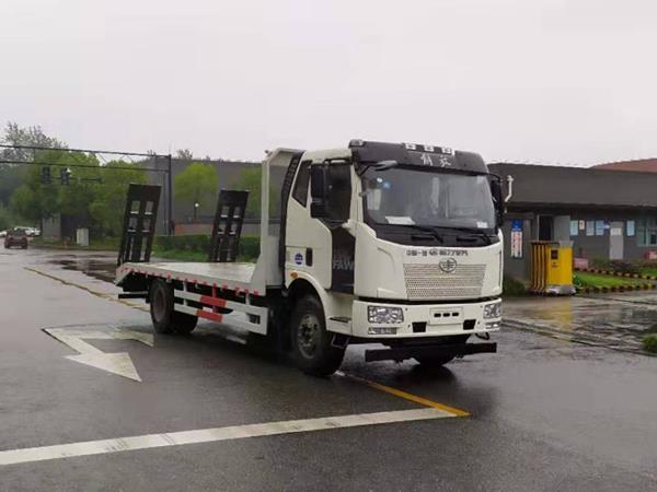 解放牌CA5160TPBP62K1L4AE6型平板運輸車(chē)